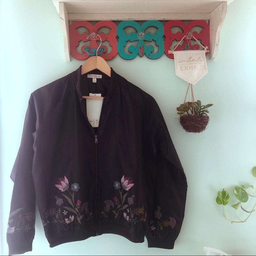 Embroidered bomber jacket